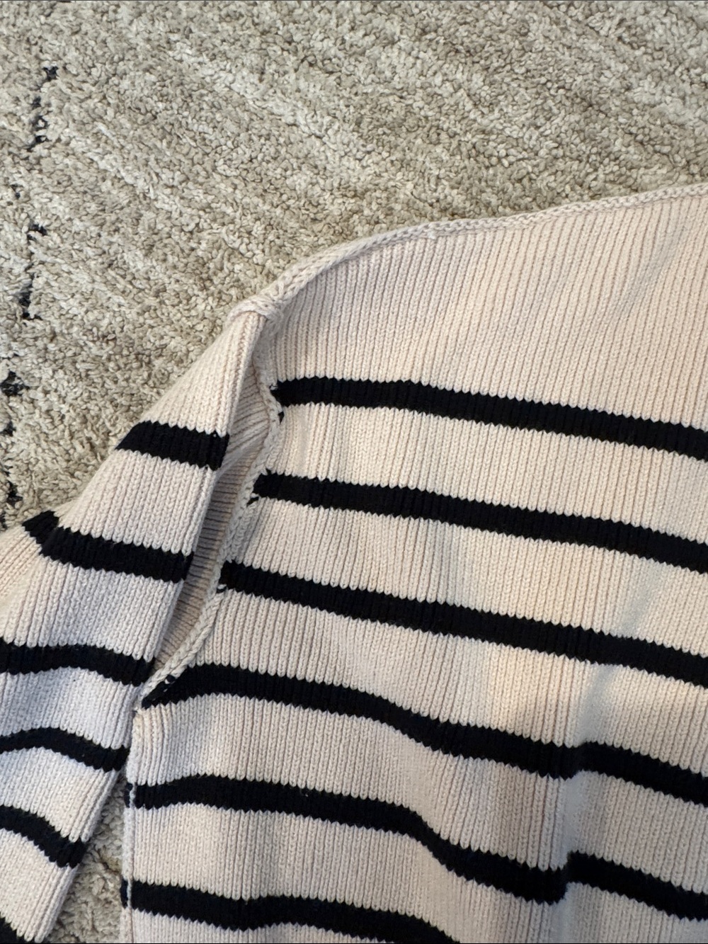 Free people sweater size XS - Picture 3 of 5